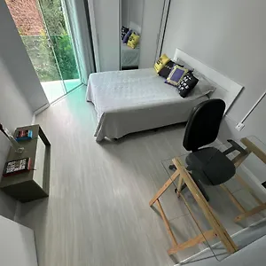 Confortavel Com Tv, Ar E Sacada Vista Jardim , Florianópolis Brasil